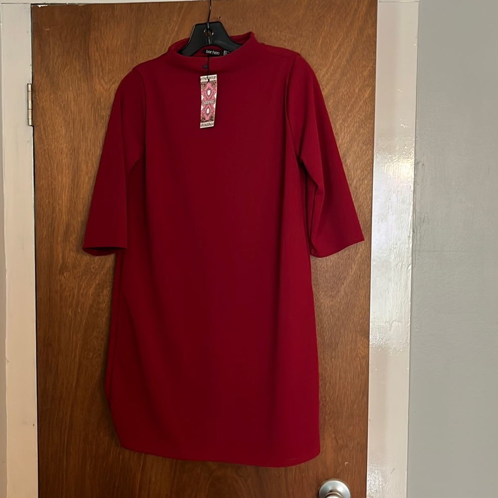 Maroon shift dress